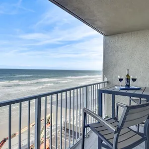 Apartment Daytona Retreat Access!, Daytona Beach