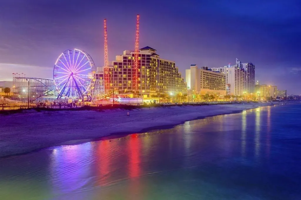 1 Bedroom Direct Oceanfront Condo Wyndham Ocean Walk Resort - Daytona Funland 703 Daytona Beach Apartment