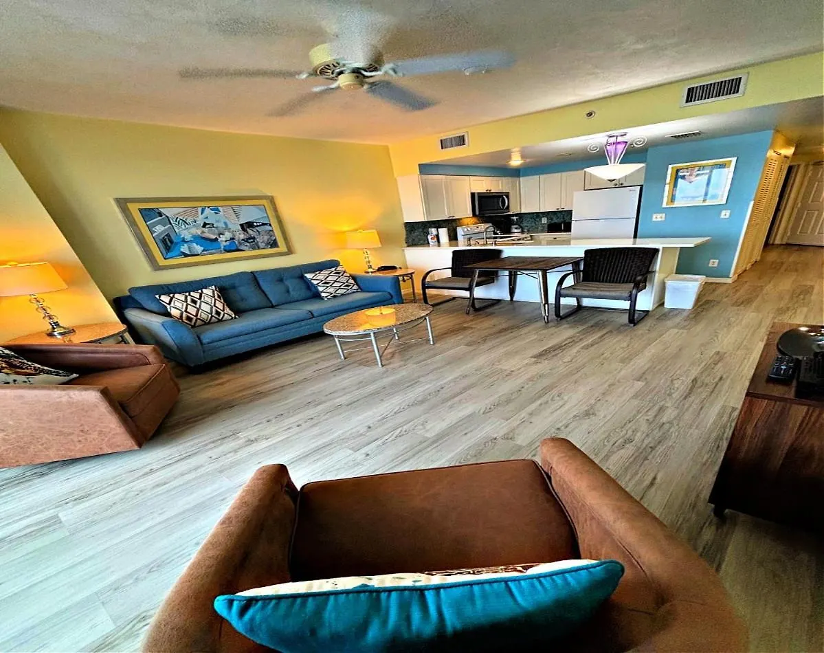 1 Bedroom Direct Oceanfront Condo Wyndham Ocean Walk Resort - Daytona Funland 703 Daytona Beach